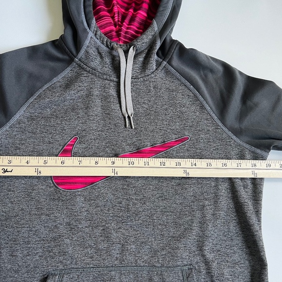 Women’s NIKE Hoodie Therma Fit Small Grey Hot Pink EUC - Picture 5 of 12